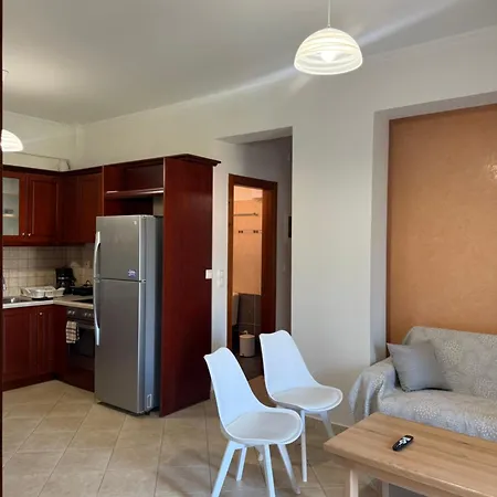 Dinos Apartamento